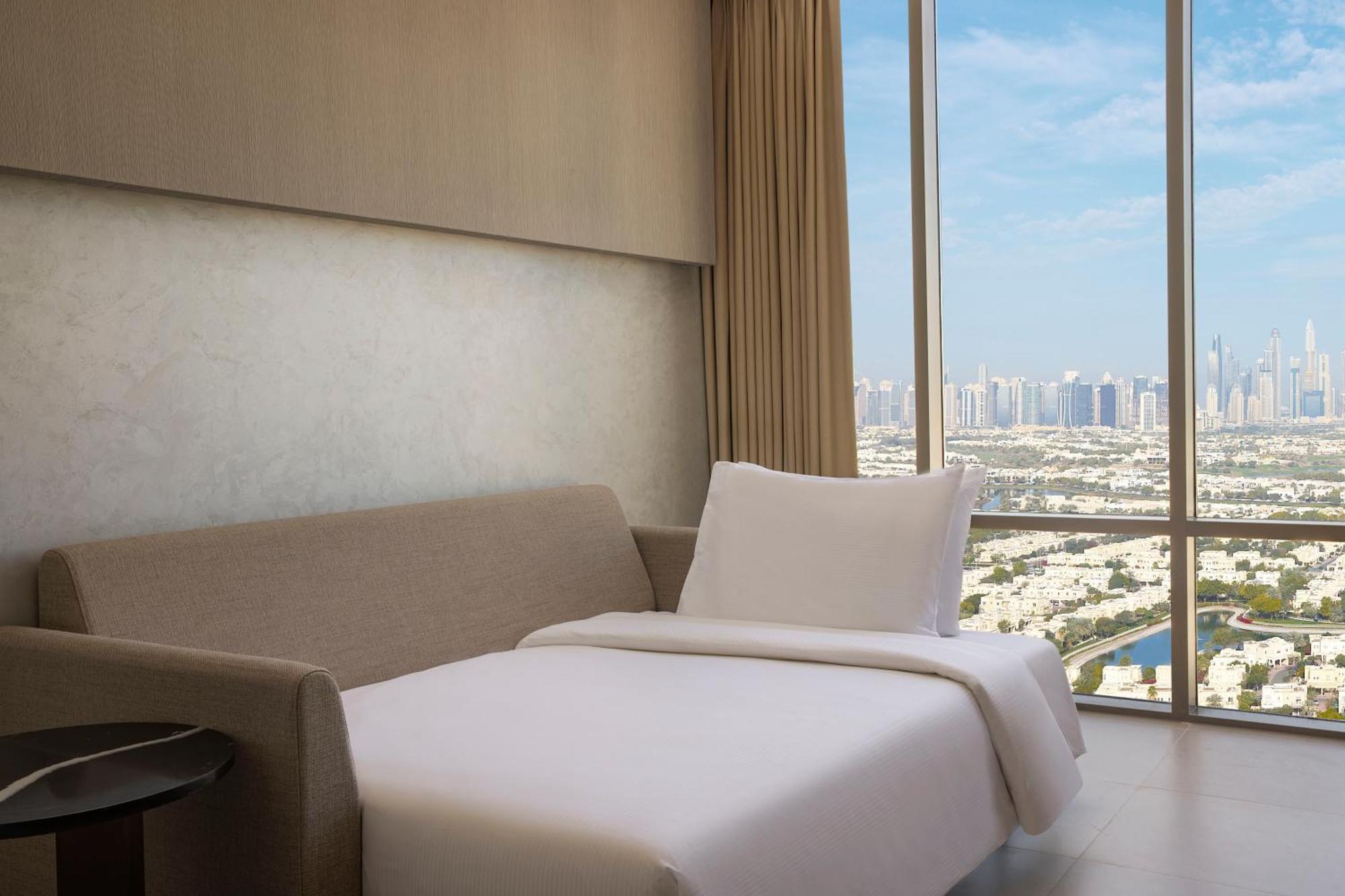 Hotel Local Dubai At Jumeirah Village Triangle 外观 照片